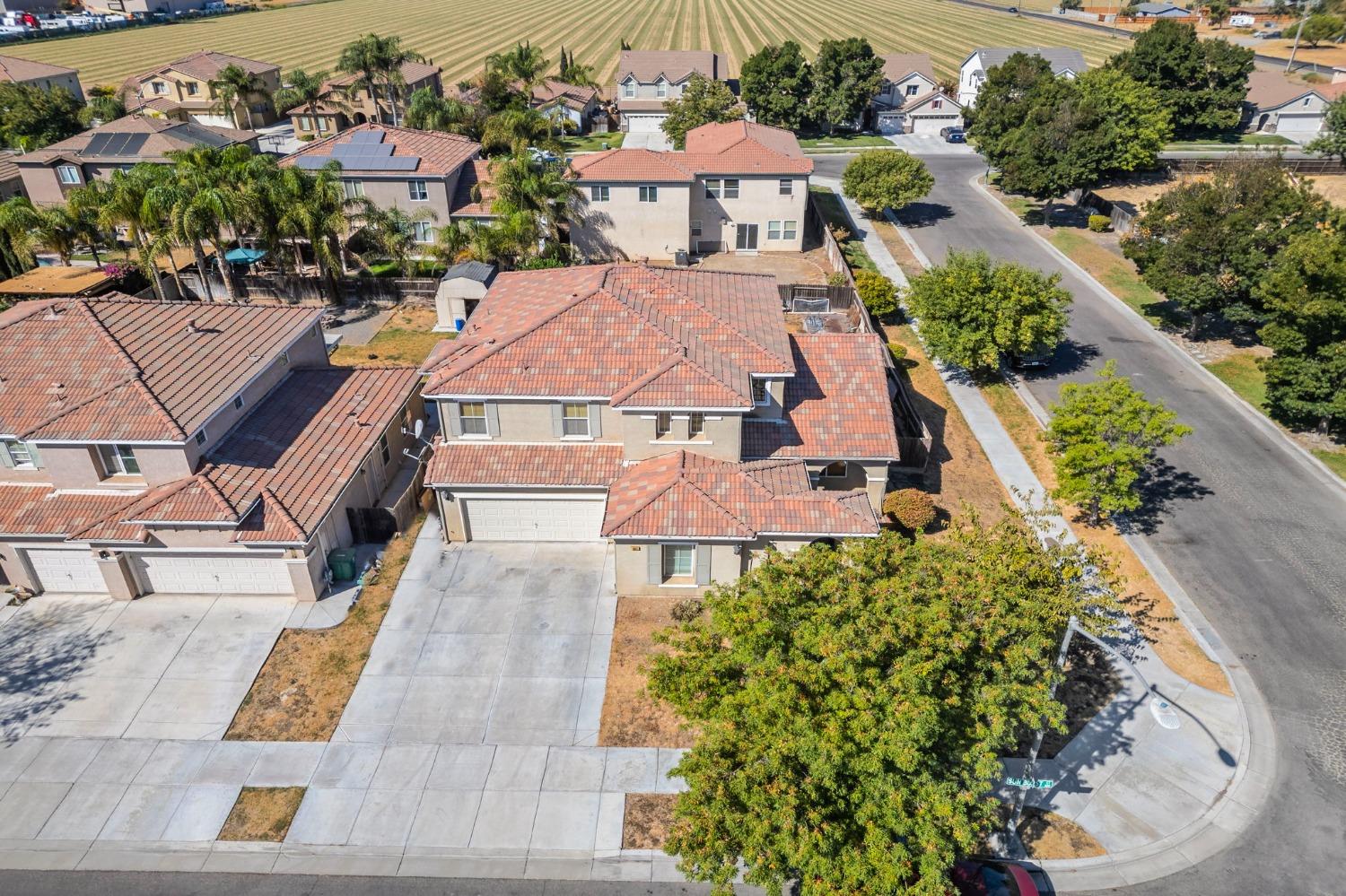 Detail Gallery Image 2 of 60 For 367 Sunburst St, Los Banos,  CA 93635 - 6 Beds | 3 Baths