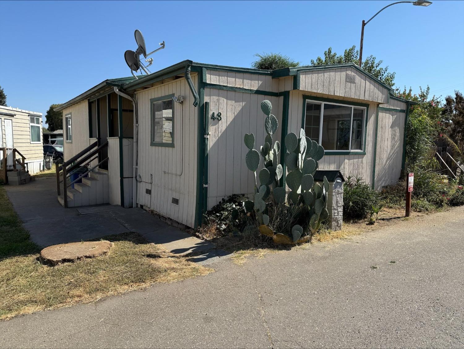 Detail Gallery Image 6 of 6 For 841 W Brannan Island Rd 43, Isleton,  CA 95641 - 2 Beds | 1 Baths