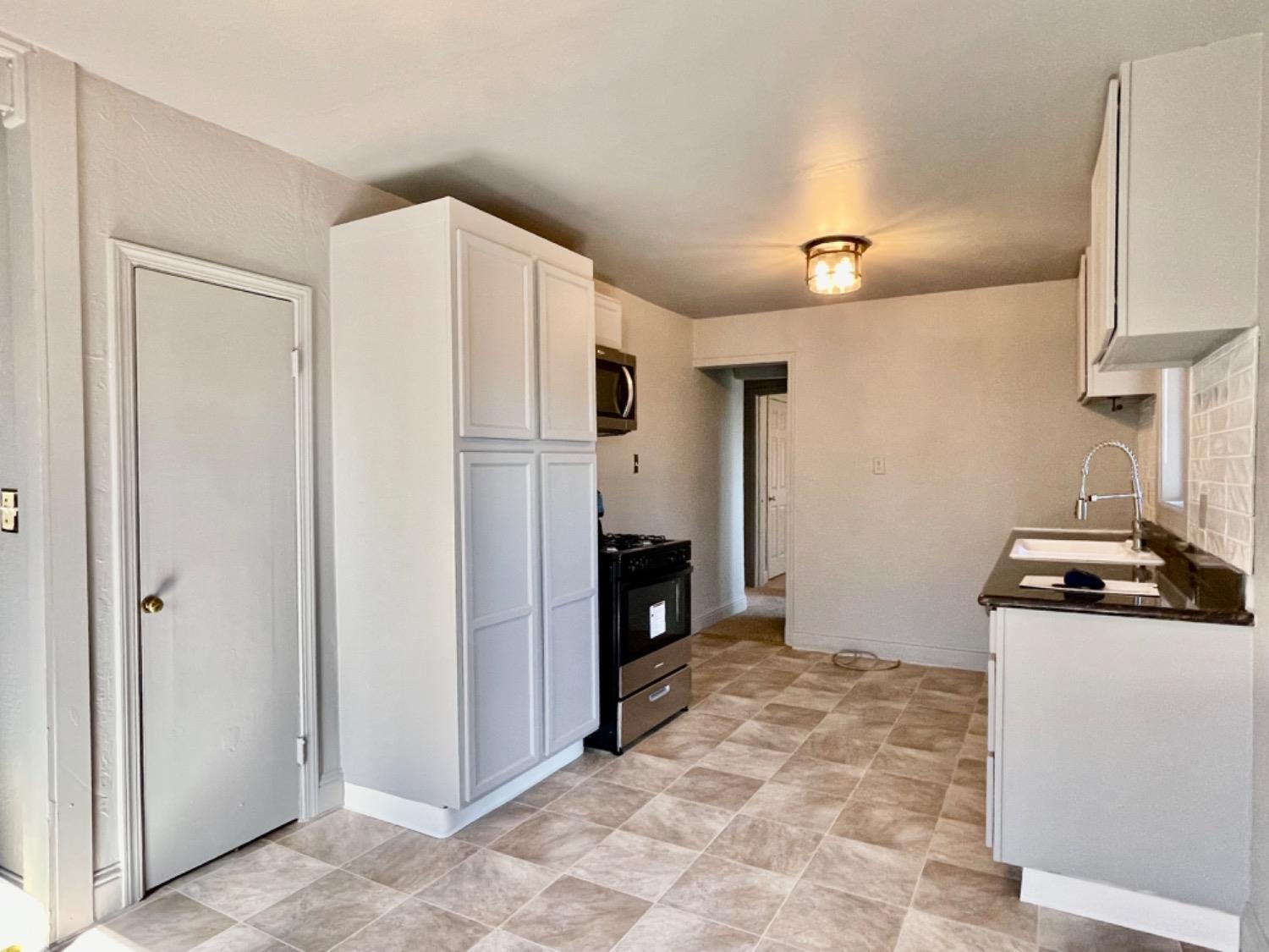 Detail Gallery Image 25 of 46 For 4768 Garibaldi, Stockton,  CA 95215 - 3 Beds | 1/1 Baths