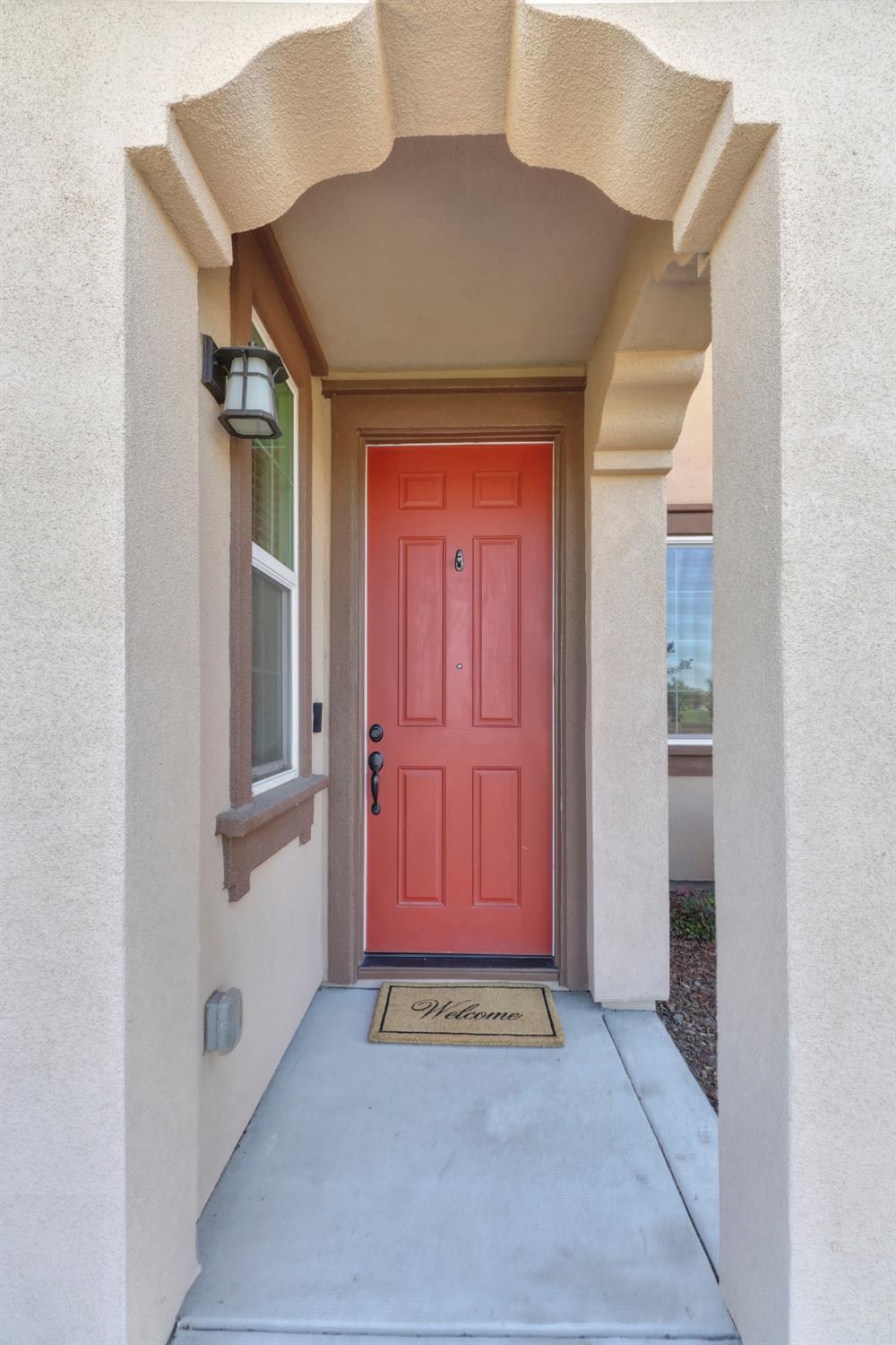 Detail Gallery Image 7 of 40 For 2474 Natomas Crossing Dr, Sacramento,  CA 95834 - 3 Beds | 2/1 Baths