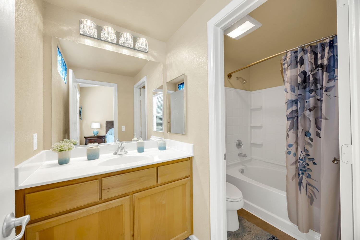 Detail Gallery Image 17 of 51 For 1200 Moon Cir #1226,  Folsom,  CA 95630 - 2 Beds | 2 Baths