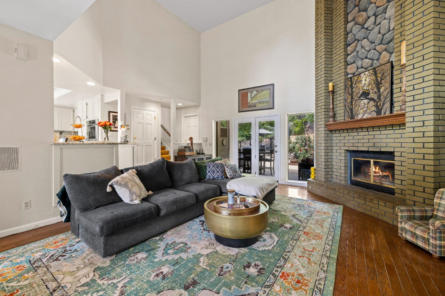 Detail Gallery Image 8 of 37 For 2022 Ahoy Ct, El Dorado Hills,  CA 95762 - 4 Beds | 3/1 Baths