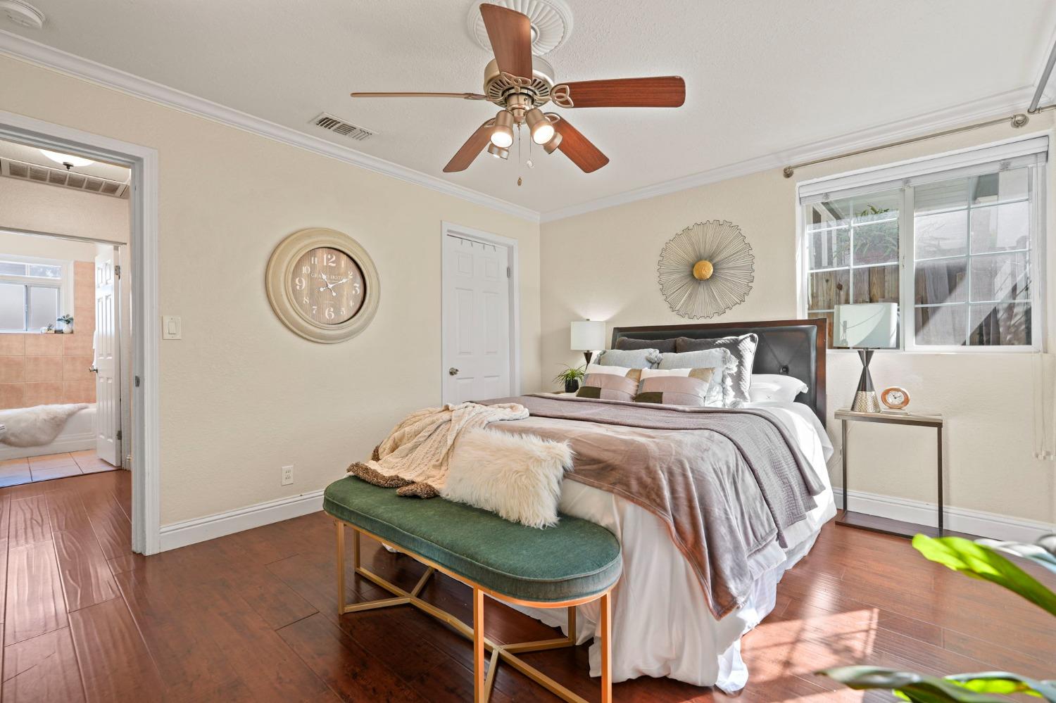 Detail Gallery Image 11 of 23 For 2655 Franklin Blvd, Sacramento,  CA 95818 - 2 Beds | 1 Baths