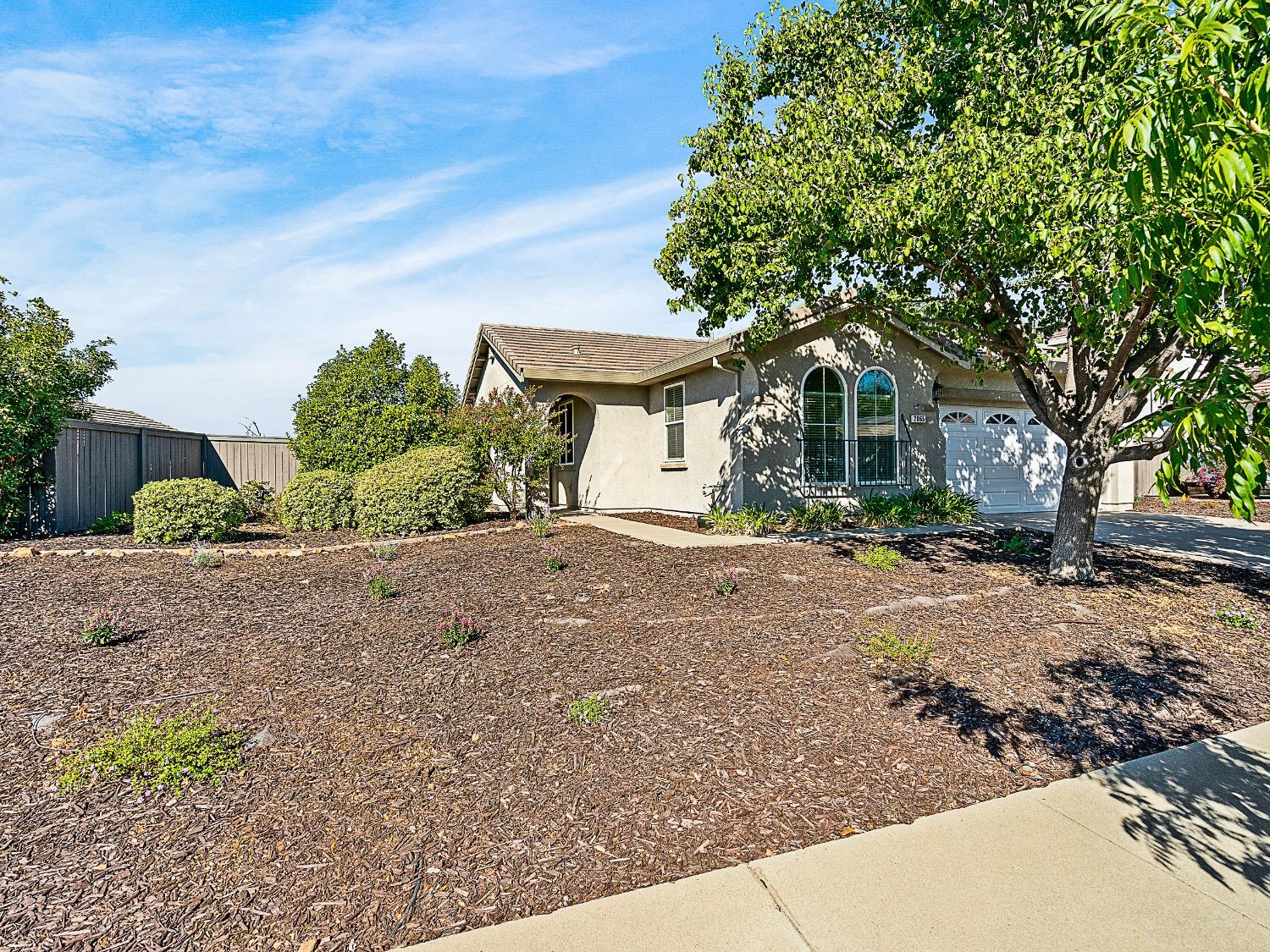 Detail Gallery Image 48 of 56 For 2065 Larkstone Pl, El Dorado Hills,  CA 95762 - 4 Beds | 2 Baths