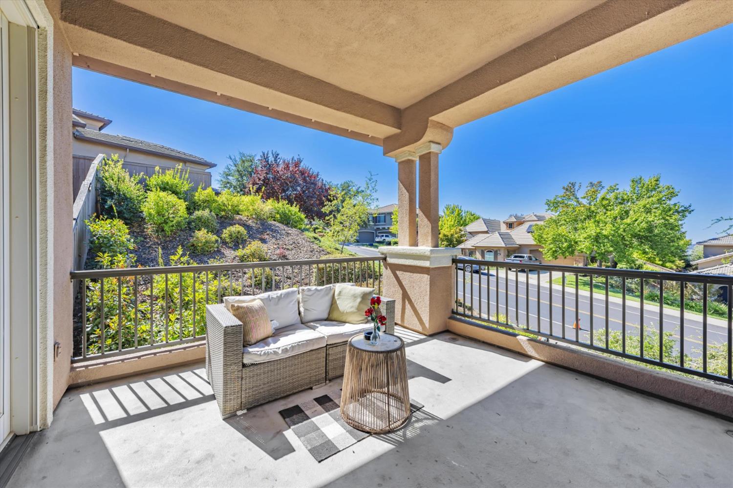 Detail Gallery Image 45 of 59 For 1027 Terracina Dr, El Dorado Hills,  CA 95762 - 5 Beds | 4/1 Baths