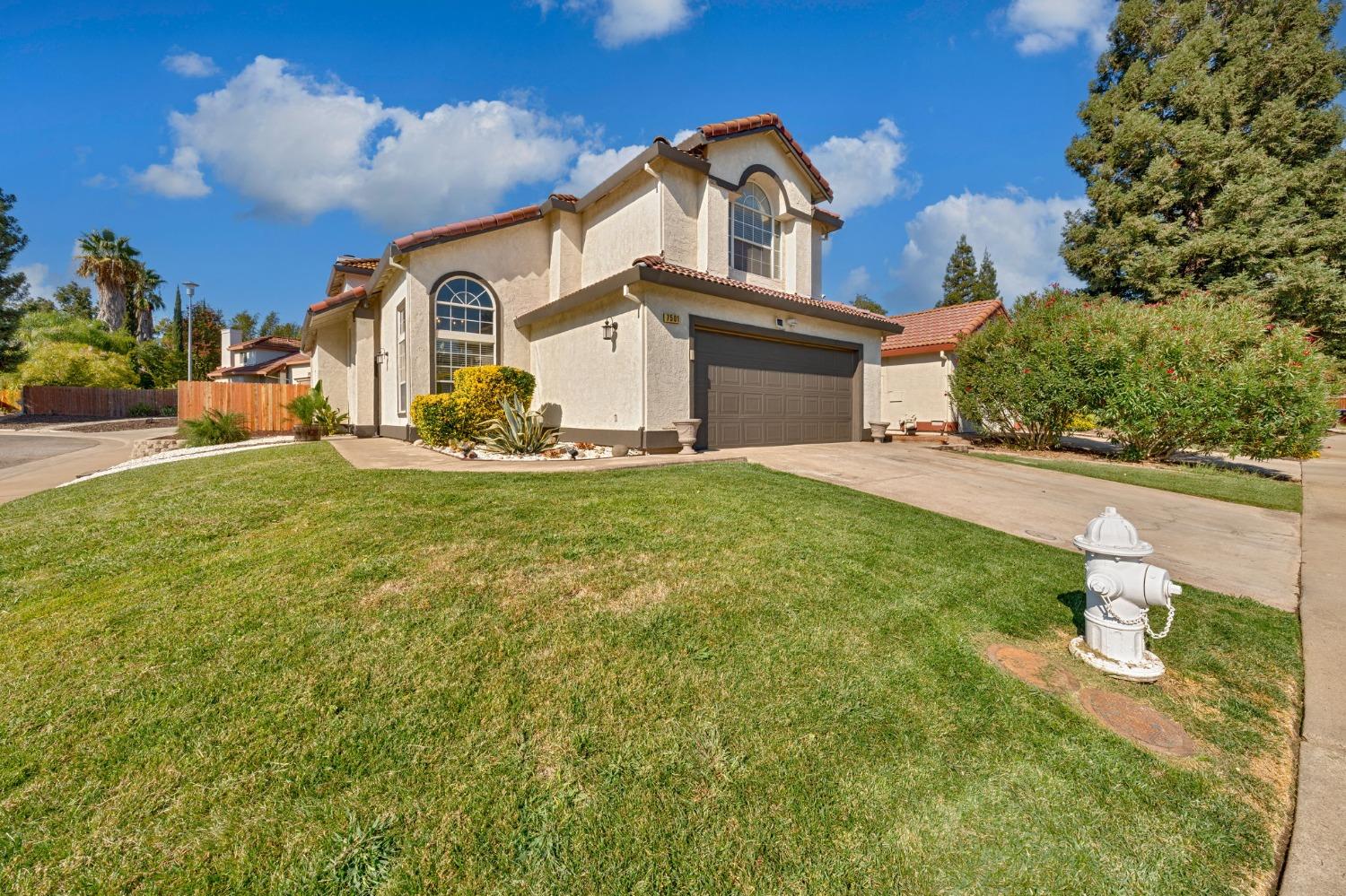 Detail Gallery Image 1 of 1 For 7501 Fireweed Cir, Citrus Heights,  CA 95610 - 4 Beds | 3 Baths