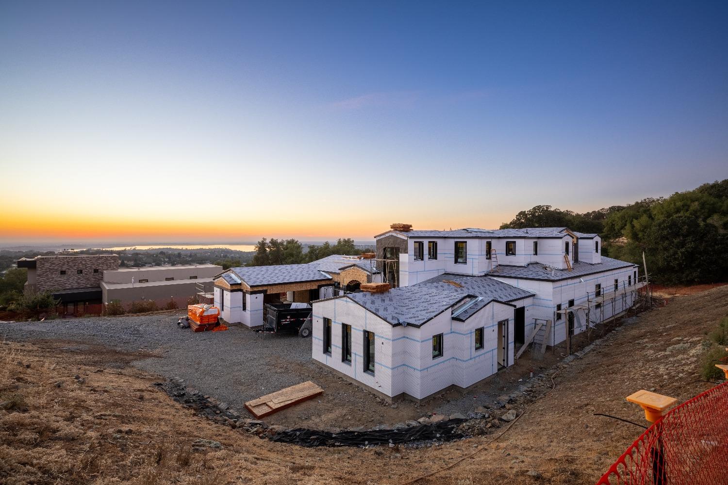 Detail Gallery Image 19 of 27 For 6315 Western Sierra Way, El Dorado Hills,  CA 95762 - 4 Beds | 4/1 Baths