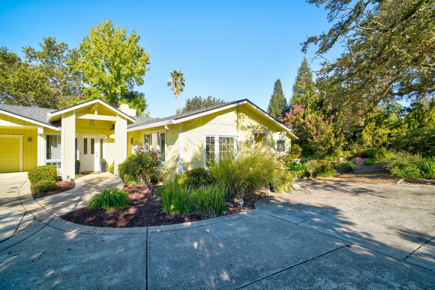 Detail Gallery Image 6 of 54 For 7263 Hickory Ave, Orangevale,  CA 95662 - 3 Beds | 3/1 Baths