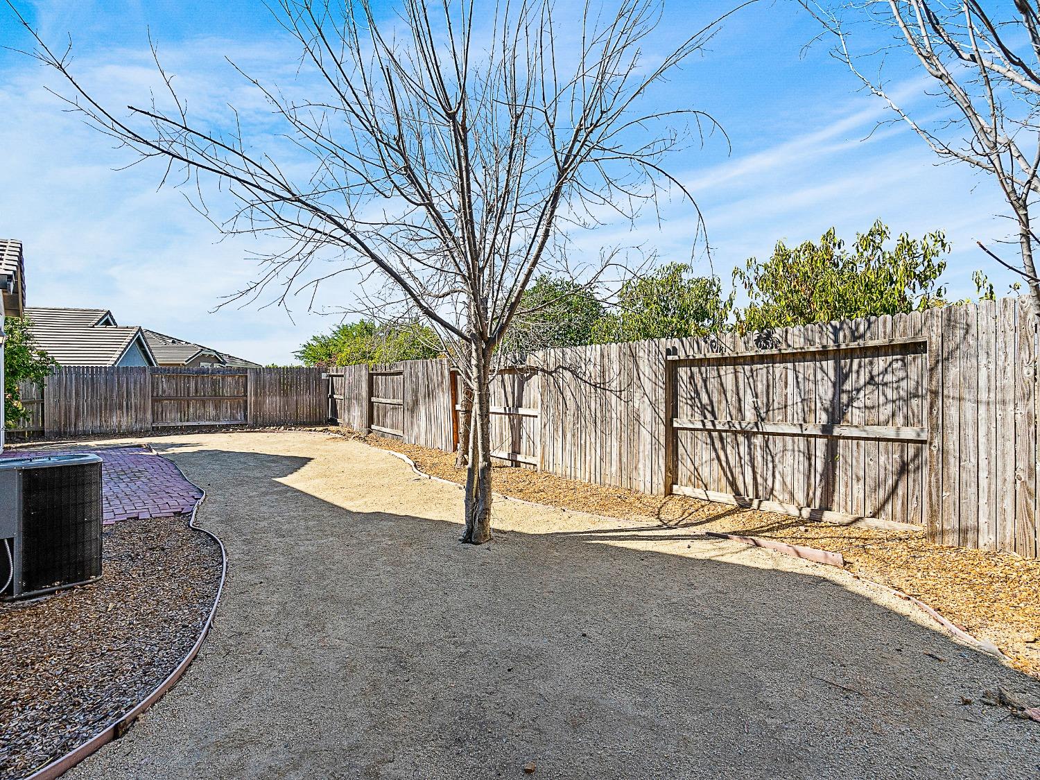 Detail Gallery Image 54 of 56 For 2065 Larkstone Pl, El Dorado Hills,  CA 95762 - 4 Beds | 2 Baths