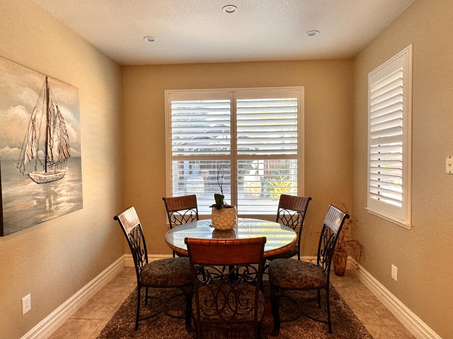 Detail Gallery Image 11 of 28 For 1025 W Springer Dr, Turlock,  CA 95382 - 4 Beds | 2/1 Baths