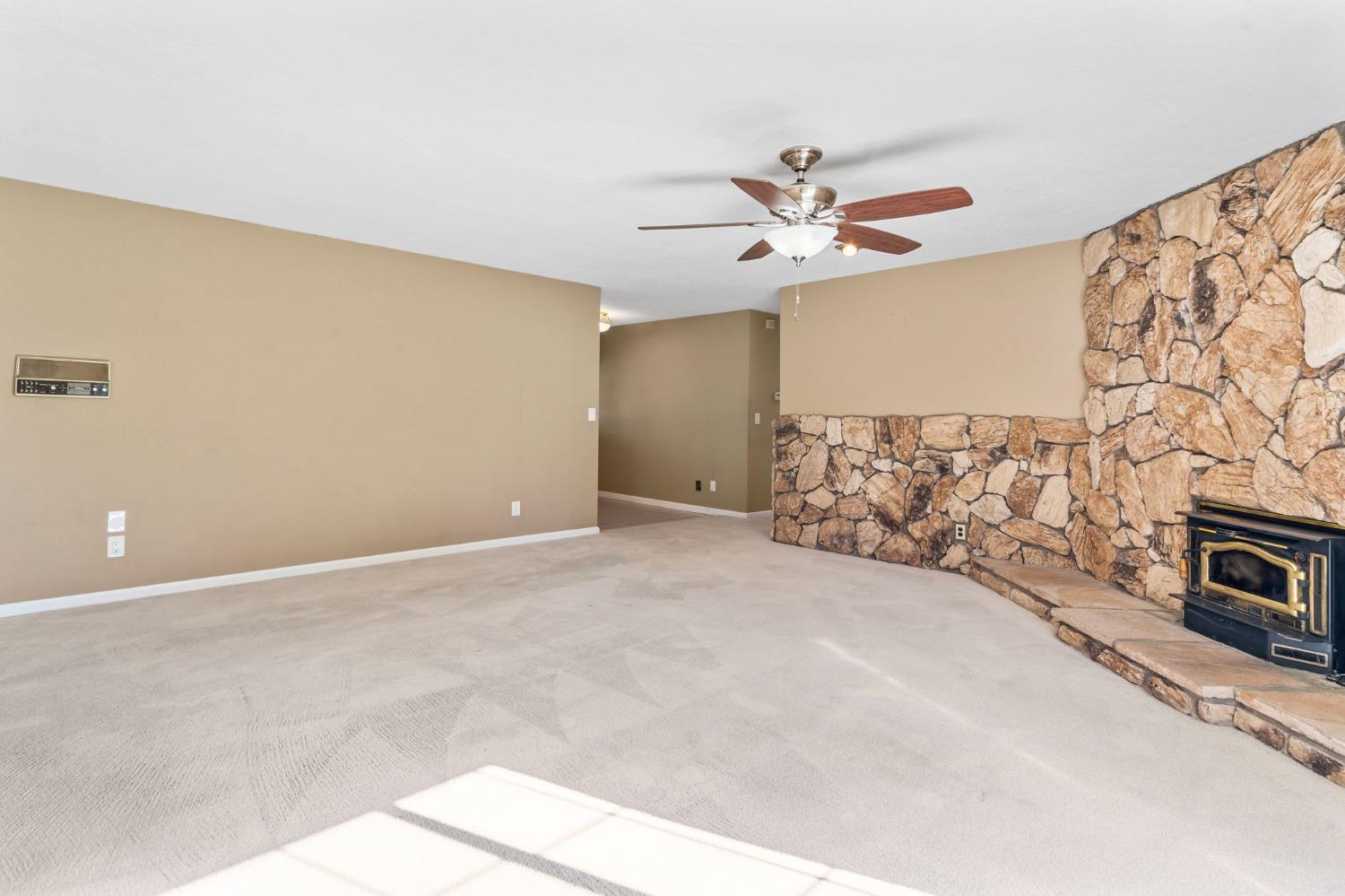 Detail Gallery Image 22 of 62 For 12134 Midway Dr, Tracy,  CA 95377 - 3 Beds | 2/1 Baths