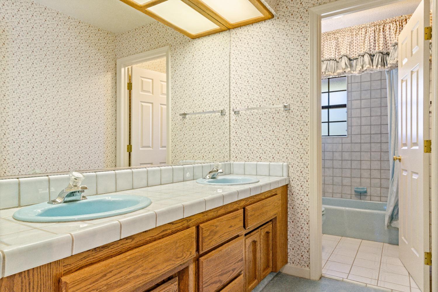 Detail Gallery Image 33 of 70 For 16650 Lawton Way, Grass Valley,  CA 95945 - 3 Beds | 3/1 Baths