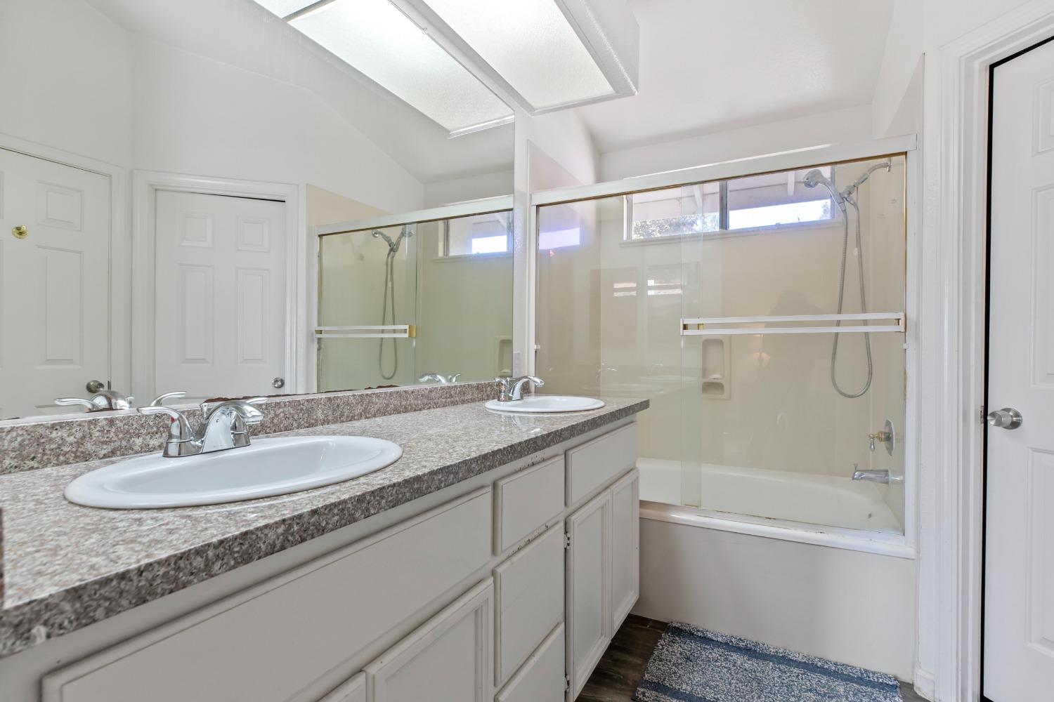 Detail Gallery Image 25 of 31 For 3858 Jacarandas Ct, Stockton,  CA 95206 - 3 Beds | 2/1 Baths