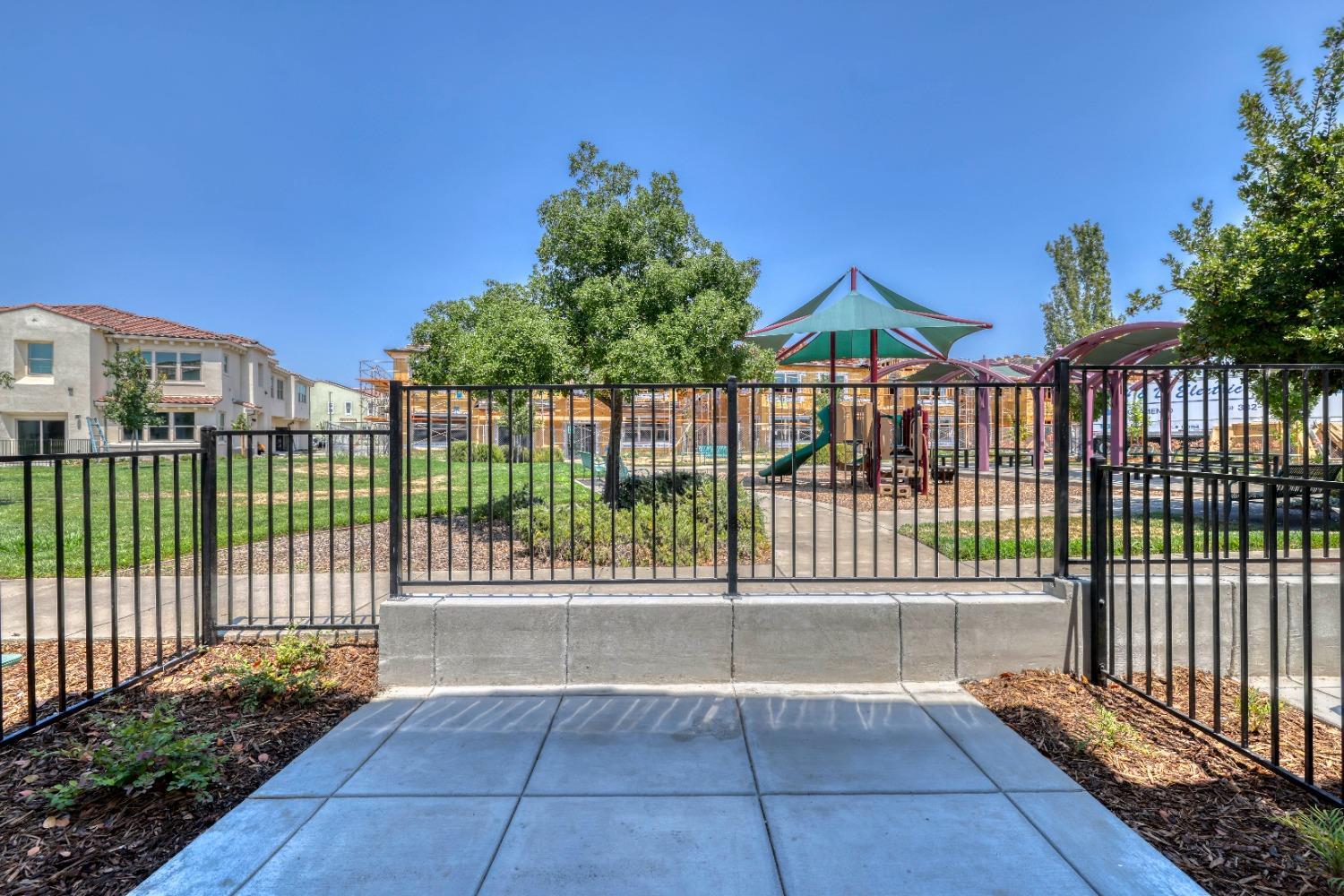 Detail Gallery Image 26 of 31 For 5301 E Commerce Way #27103,  Sacramento,  CA 95835 - 3 Beds | 3 Baths