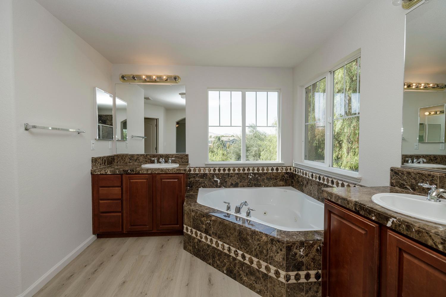 Detail Gallery Image 28 of 43 For 62 Illusions Ct, Patterson,  CA 95363 - 6 Beds | 3/1 Baths