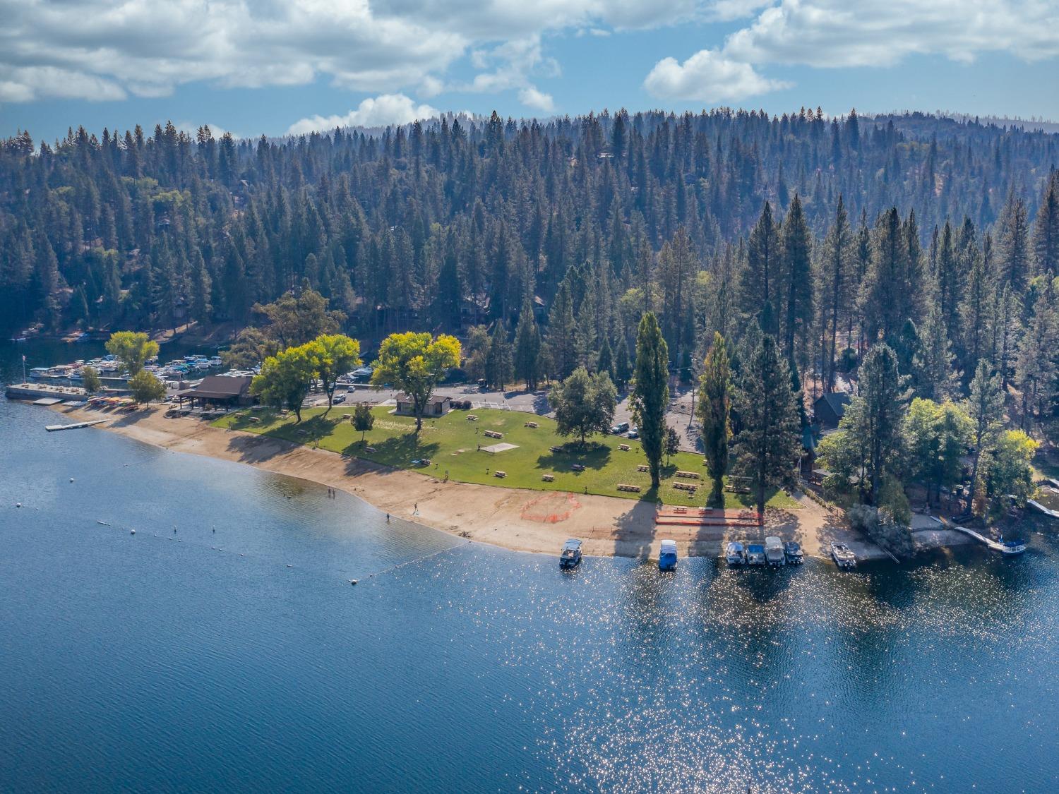 Detail Gallery Image 84 of 99 For 20808 Point View Dr, Groveland,  CA 95321 - 3 Beds | 3 Baths