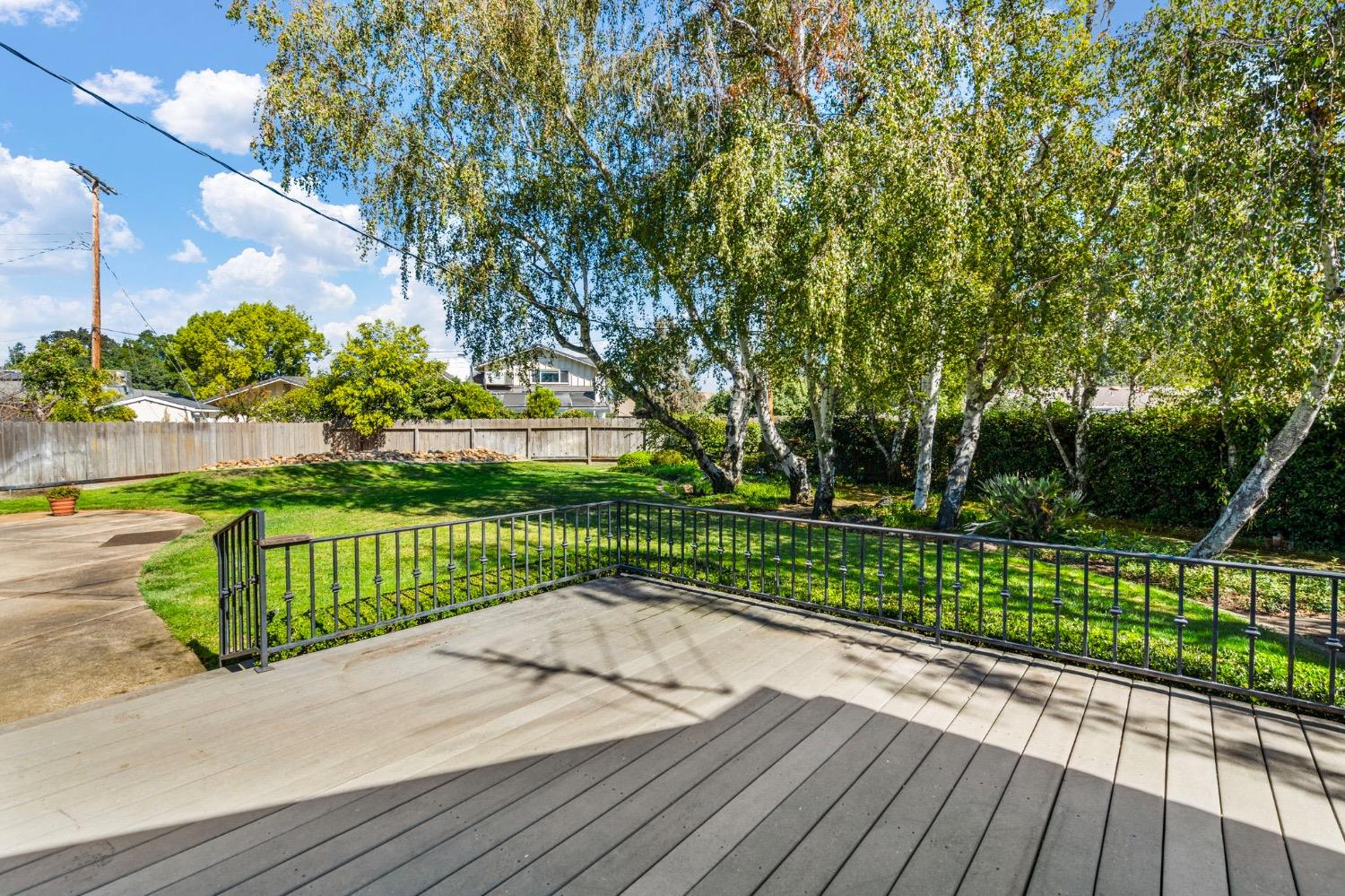 Detail Gallery Image 35 of 50 For 1242 Devine Dr, Lodi,  CA 95240 - 3 Beds | 2 Baths