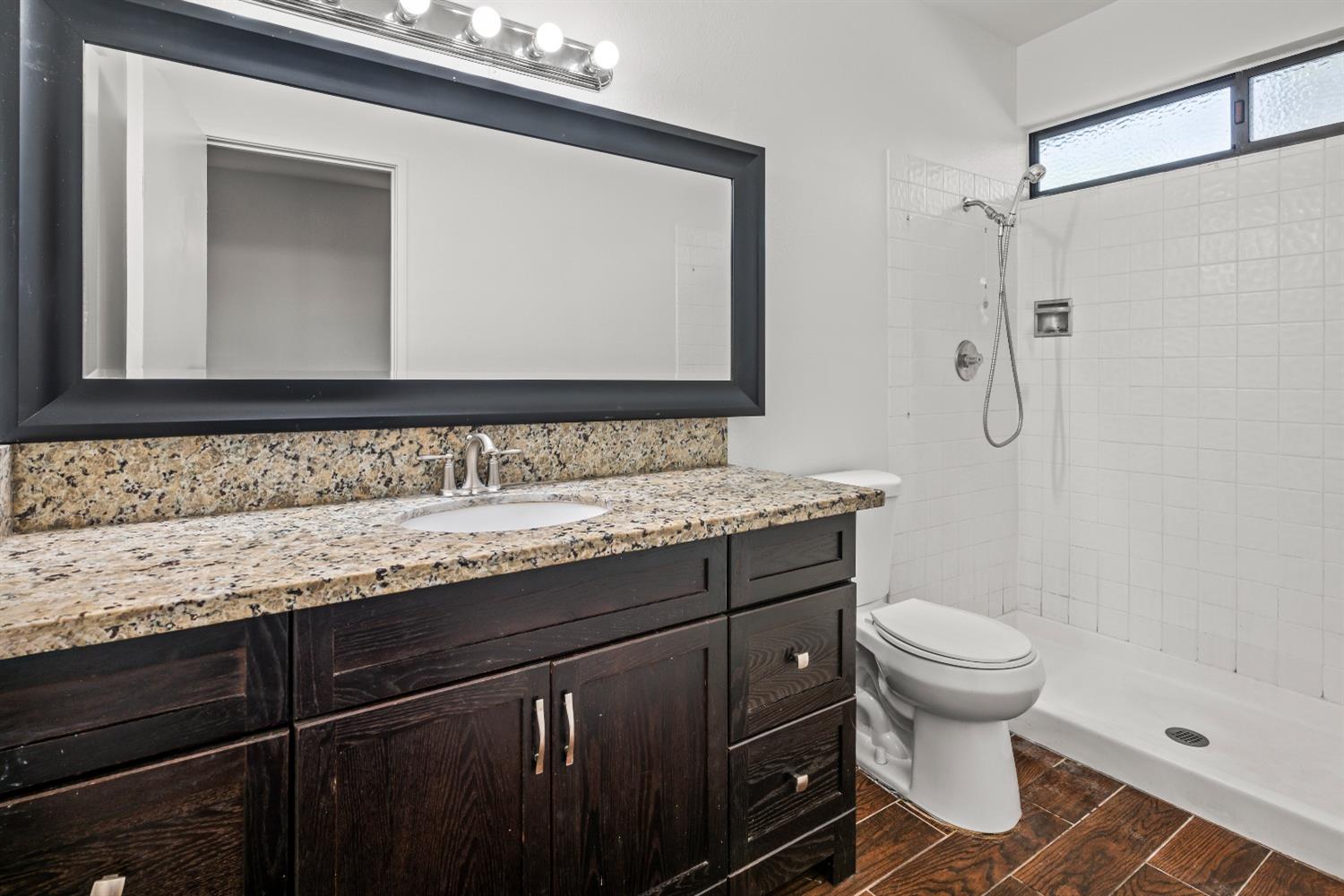 Detail Gallery Image 19 of 26 For 8801 Sharkey Ave, Elk Grove,  CA 95624 - 3 Beds | 2 Baths