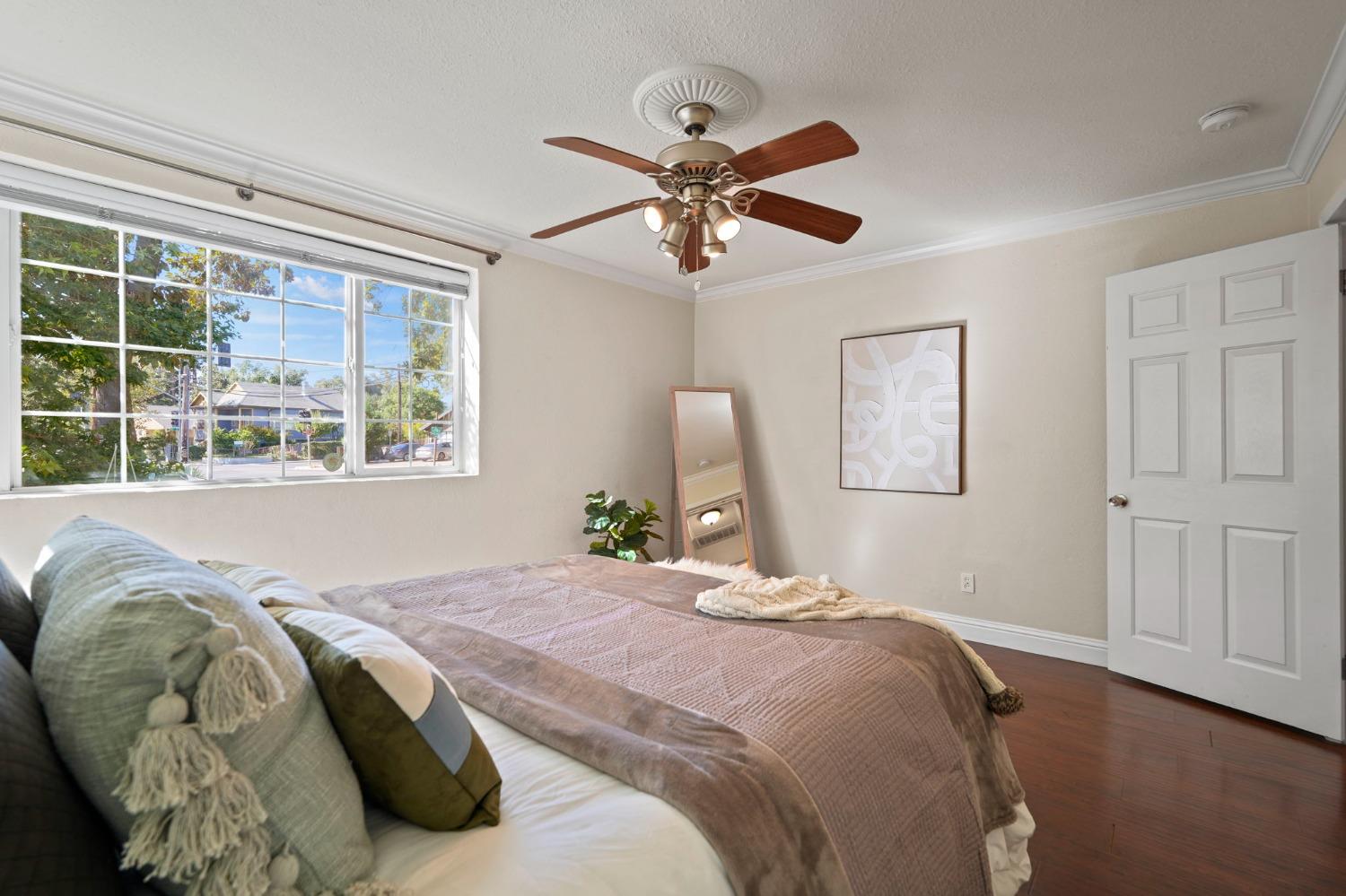 Detail Gallery Image 12 of 23 For 2655 Franklin Blvd, Sacramento,  CA 95818 - 2 Beds | 1 Baths