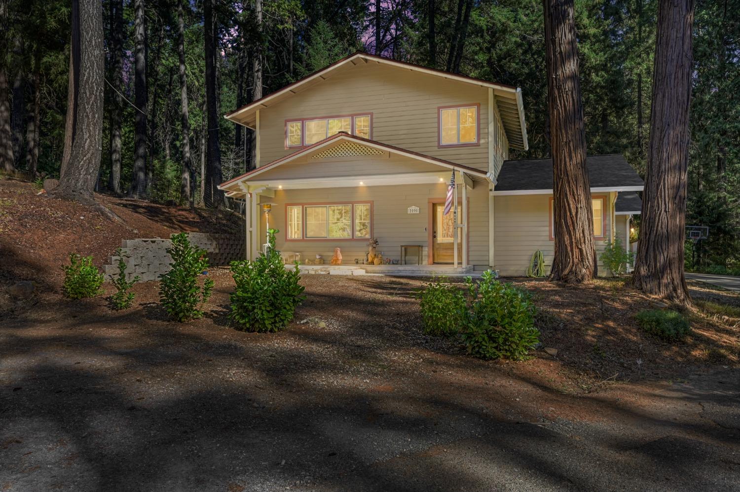 Detail Gallery Image 1 of 62 For 2090 Bourbon St, Pollock Pines,  CA 95726 - 3 Beds | 2 Baths