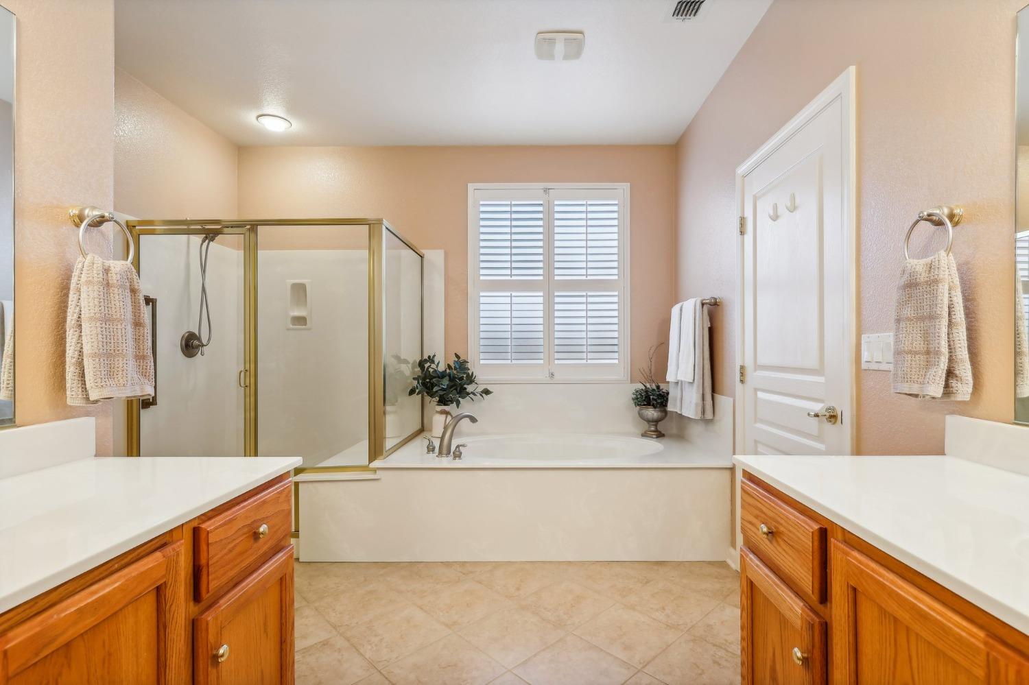 Detail Gallery Image 21 of 36 For 1233 Overland Ln, Lincoln,  CA 95648 - 2 Beds | 2 Baths