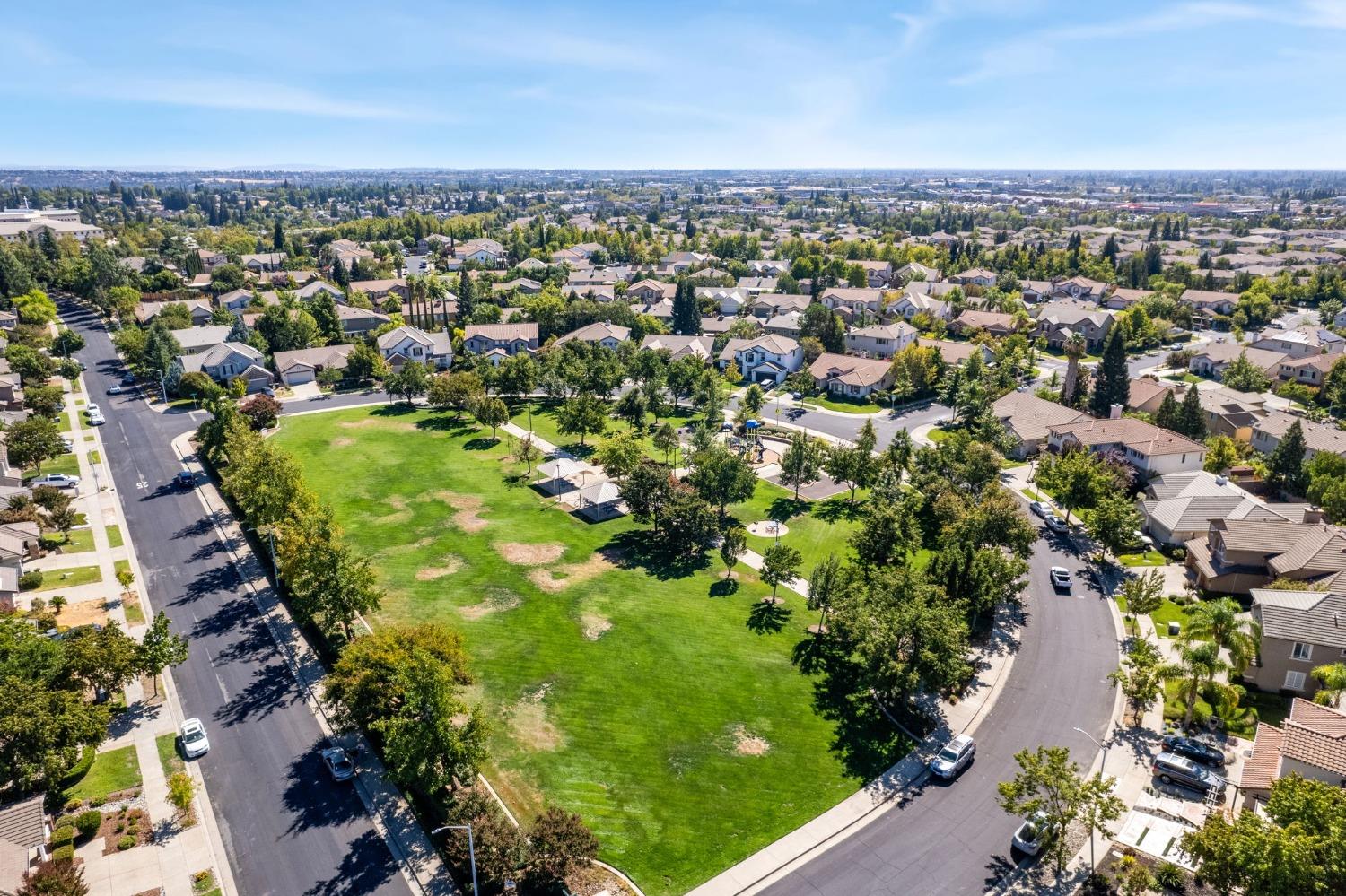 Detail Gallery Image 50 of 52 For 6597 Laurel Crest Cir, Roseville,  CA 95678 - 4 Beds | 3 Baths