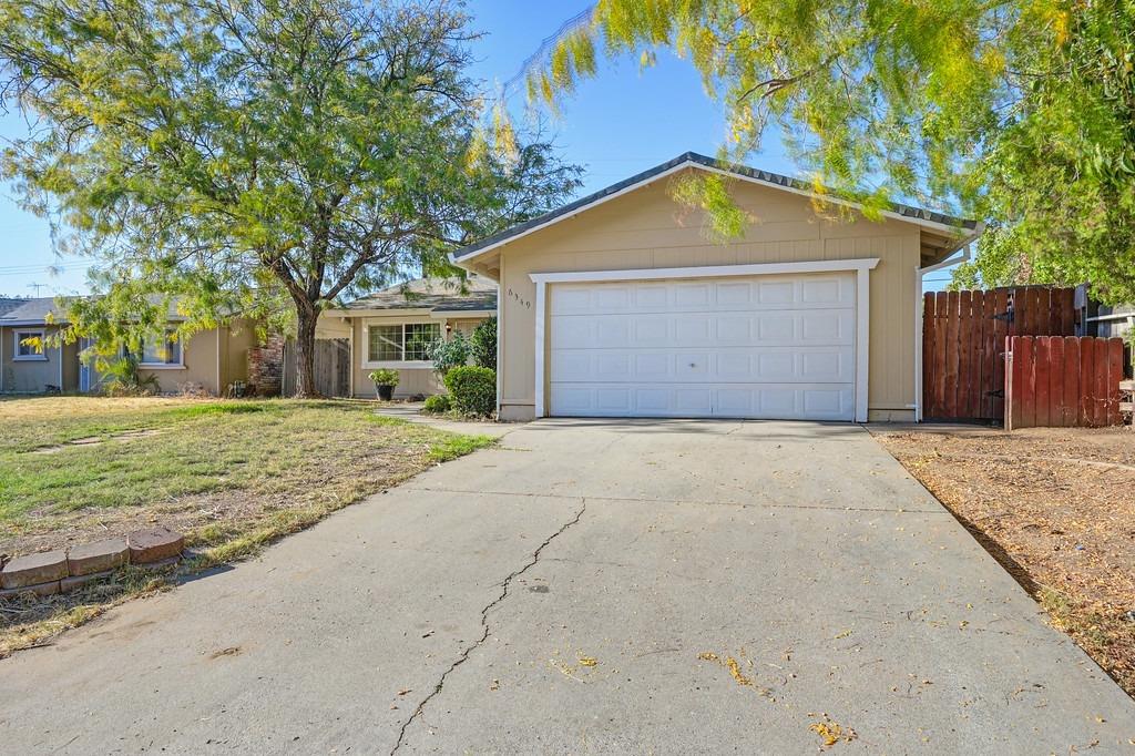 Detail Gallery Image 5 of 37 For 6349 Cheltenham Way, Citrus Heights,  CA 95621 - 3 Beds | 1 Baths