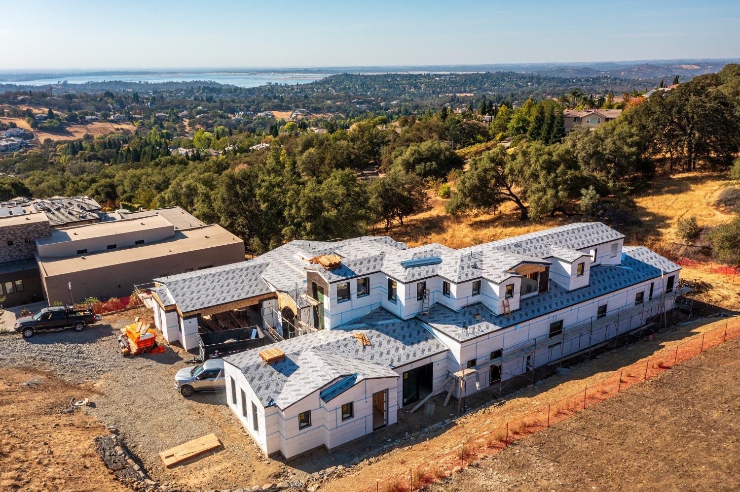 Detail Gallery Image 2 of 27 For 6315 Western Sierra Way, El Dorado Hills,  CA 95762 - 4 Beds | 4/1 Baths