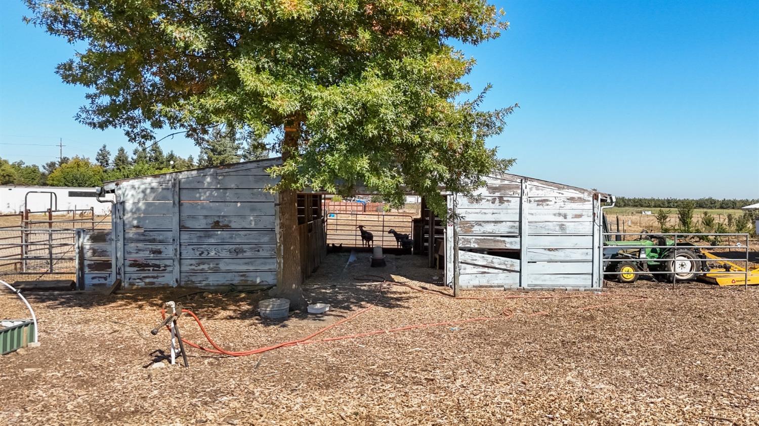 Detail Gallery Image 65 of 85 For 10855 E Tokay Colony Rd, Lodi,  CA 95240 - 3 Beds | 2 Baths