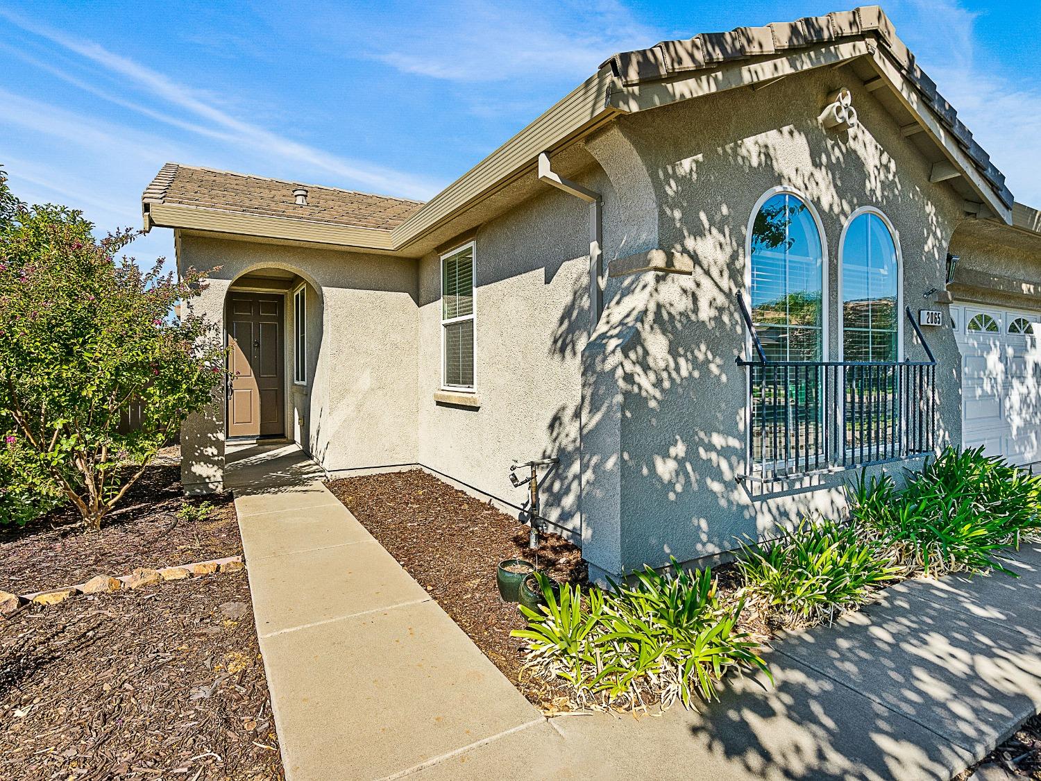 Detail Gallery Image 50 of 56 For 2065 Larkstone Pl, El Dorado Hills,  CA 95762 - 4 Beds | 2 Baths