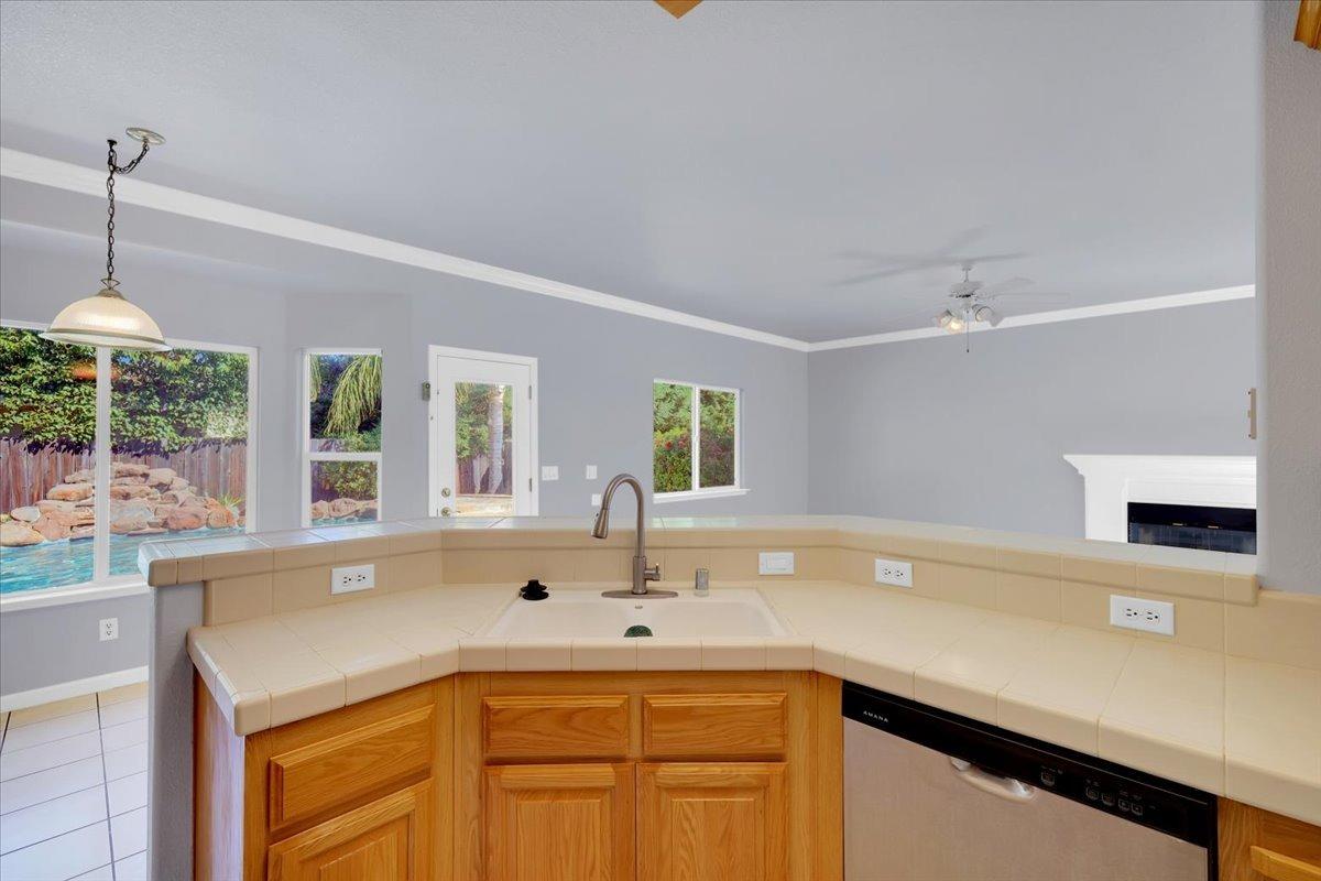 Detail Gallery Image 23 of 45 For 1847 Rolling Rock Ct, Yuba City,  CA 95993 - 4 Beds | 2 Baths