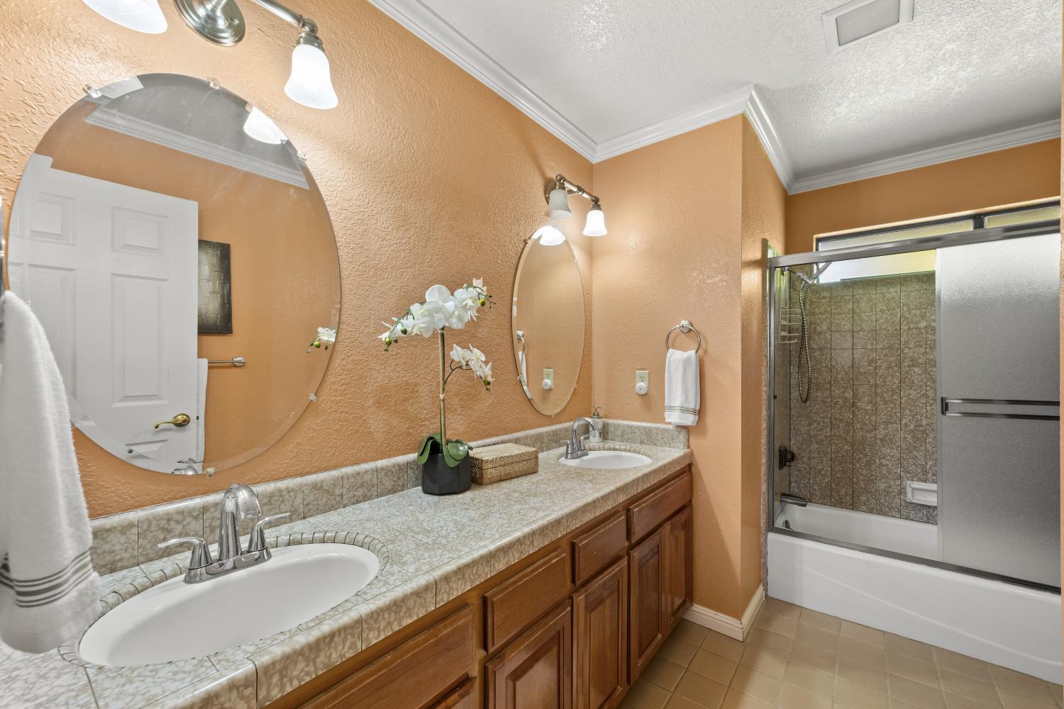 Detail Gallery Image 44 of 53 For 4200 Thistledown Dr, Fair Oaks,  CA 95628 - 4 Beds | 2/1 Baths