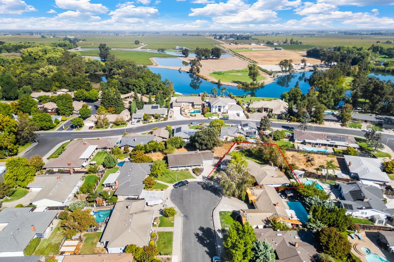 Detail Gallery Image 48 of 50 For 1242 Devine Dr, Lodi,  CA 95240 - 3 Beds | 2 Baths