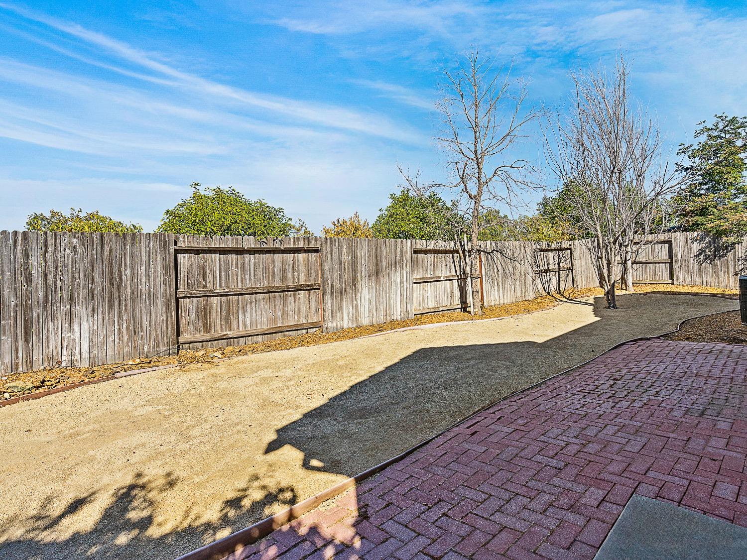 Detail Gallery Image 51 of 56 For 2065 Larkstone Pl, El Dorado Hills,  CA 95762 - 4 Beds | 2 Baths