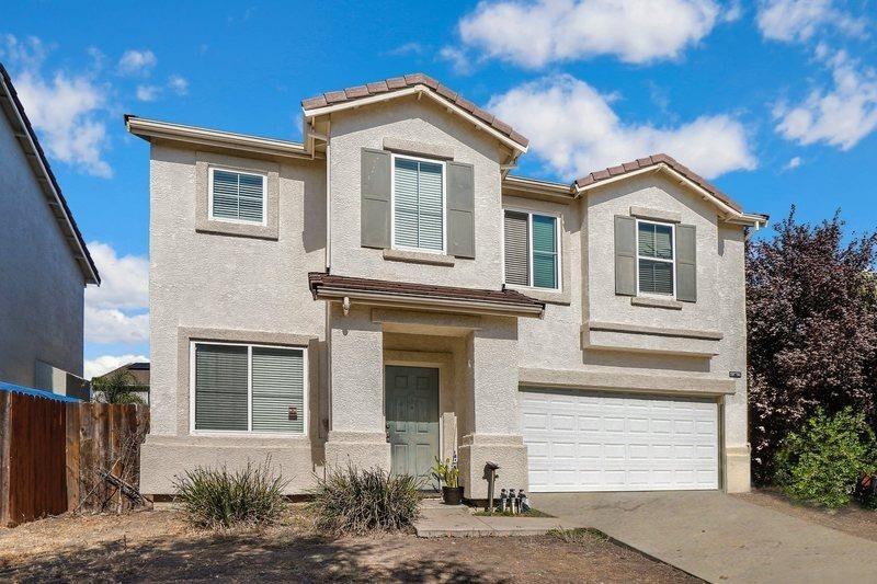 Detail Gallery Image 1 of 22 For 4255 Dolcetto Ct, Stockton,  CA 95212 - 4 Beds | 2/1 Baths