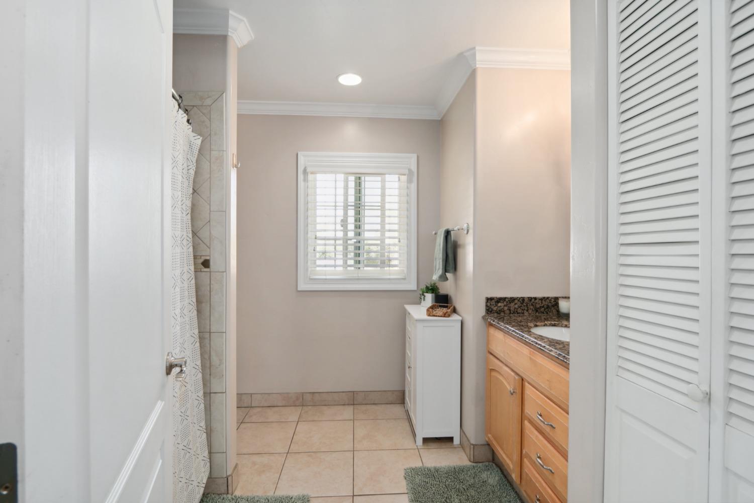 Detail Gallery Image 68 of 84 For 9027 Golden Gate Ave, Orangevale,  CA 95662 - 3 Beds | 2/1 Baths