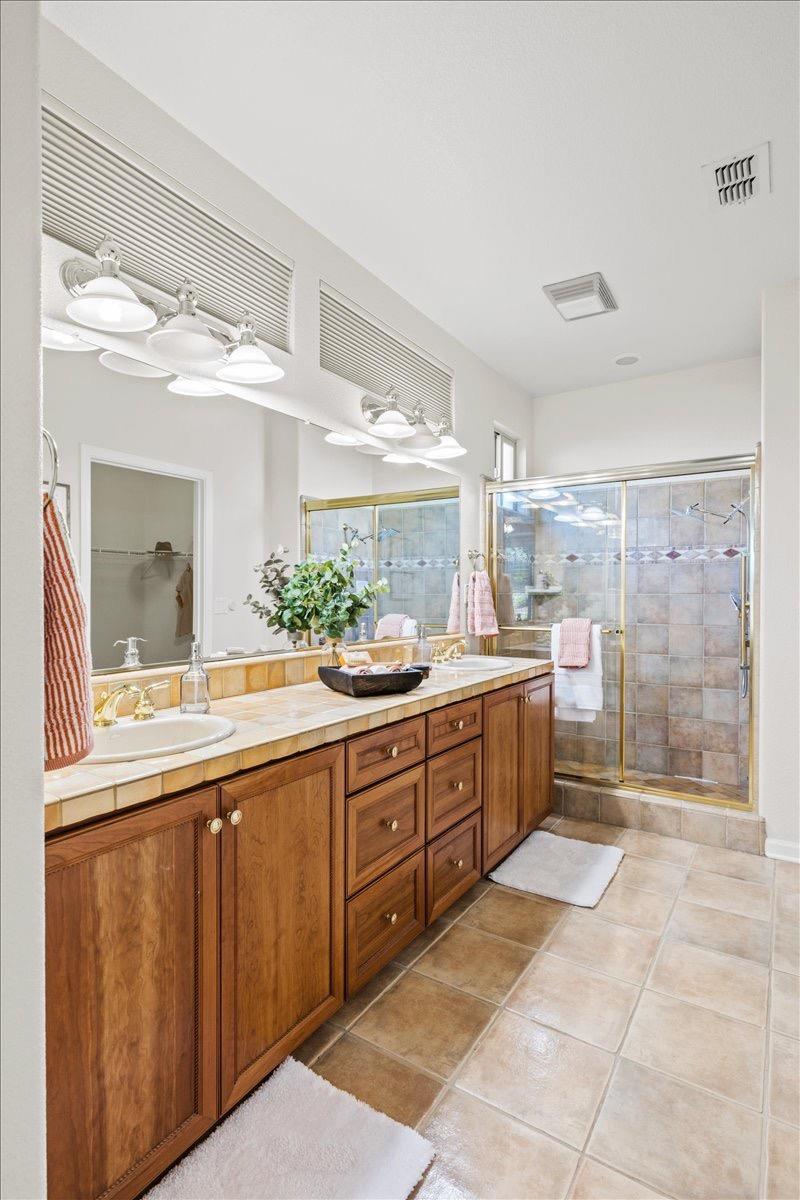 Detail Gallery Image 15 of 28 For 2251 Stepping Stone Ln, Lincoln,  CA 95648 - 2 Beds | 2 Baths