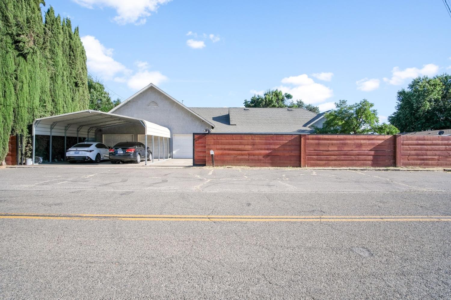 Detail Gallery Image 1 of 28 For 4660 Santa Fe Ave, Oakdale,  CA 95361 - 3 Beds | 2 Baths