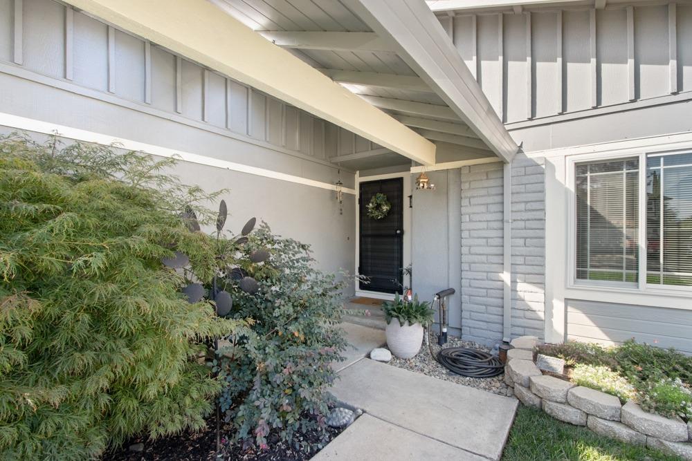 Detail Gallery Image 14 of 59 For 3624 Keswick Way, Sacramento,  CA 95826 - 4 Beds | 2 Baths