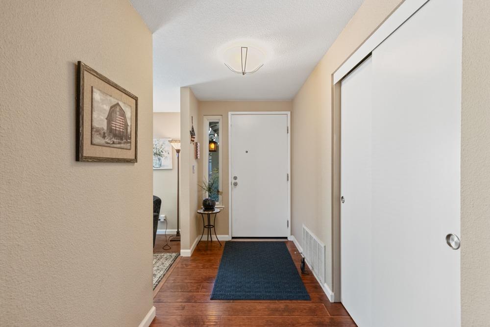 Detail Gallery Image 18 of 59 For 3624 Keswick Way, Sacramento,  CA 95826 - 4 Beds | 2 Baths