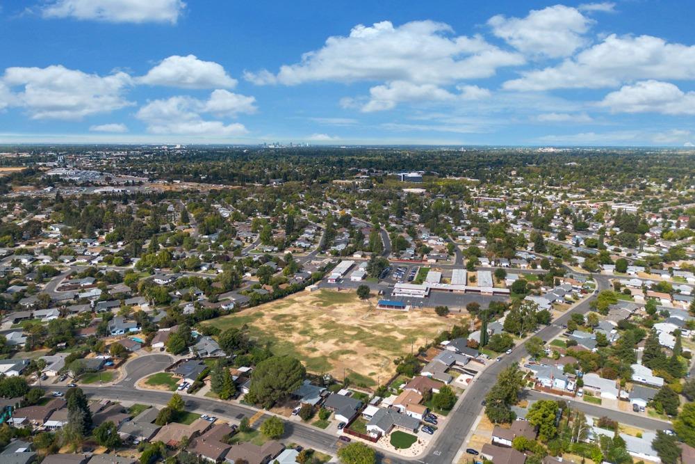 Detail Gallery Image 58 of 59 For 3624 Keswick Way, Sacramento,  CA 95826 - 4 Beds | 2 Baths