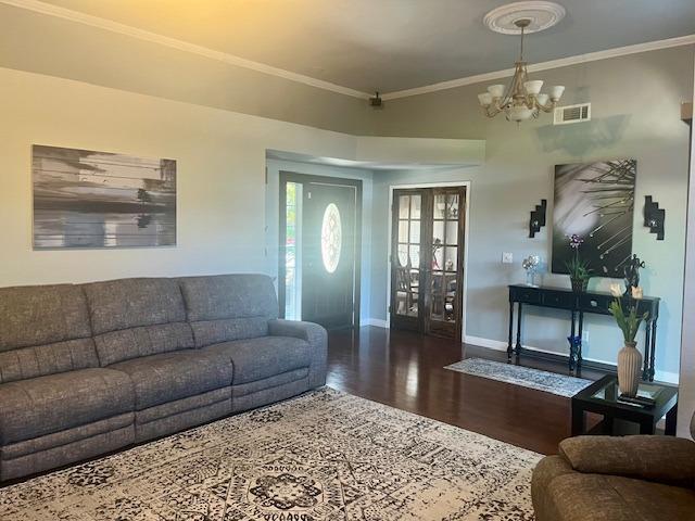 Detail Gallery Image 9 of 30 For 8232 Cashel Way, Sacramento,  CA 95829 - 3 Beds | 2 Baths