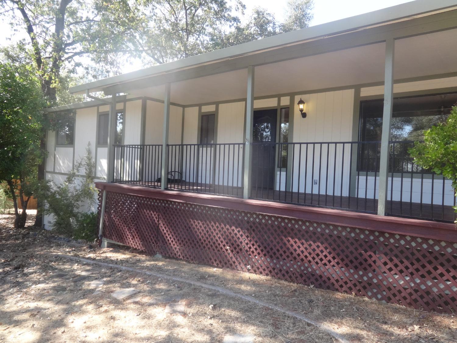 Detail Gallery Image 8 of 37 For 17016 Patricia Way, Grass Valley,  CA 95949 - 3 Beds | 2 Baths