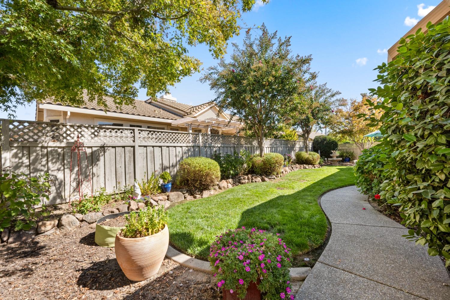 Detail Gallery Image 37 of 38 For 4200 Wild Oat Way, Roseville,  CA 95747 - 3 Beds | 2 Baths