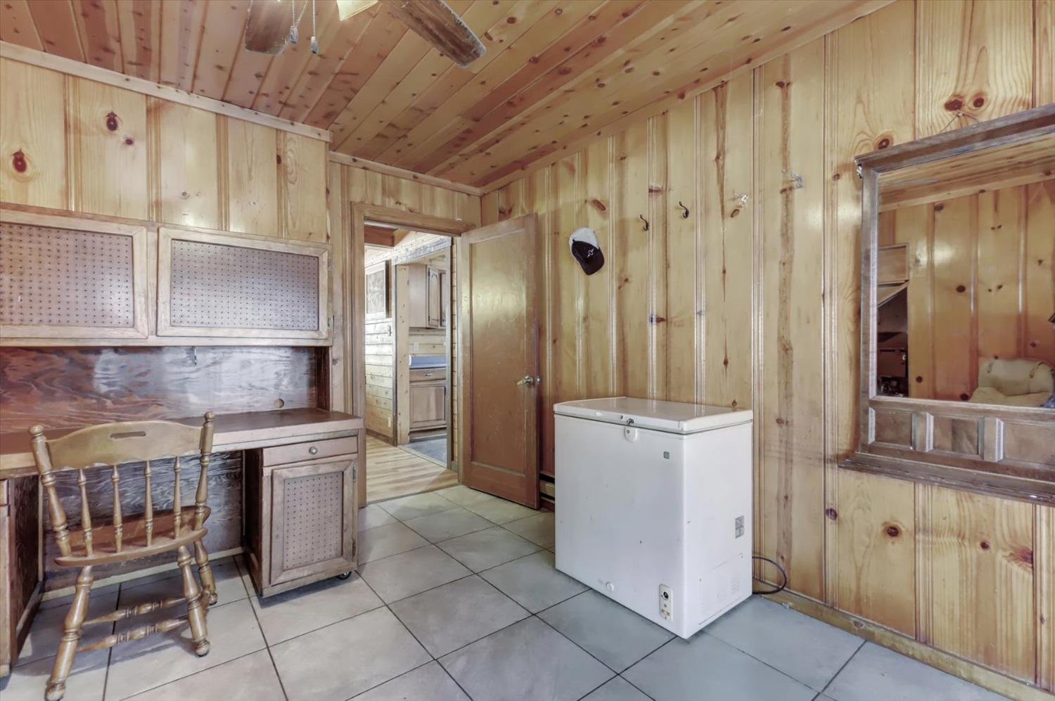 Detail Gallery Image 16 of 93 For 725 E Main St, Downieville,  CA 95936 - 5 Beds | 2 Baths