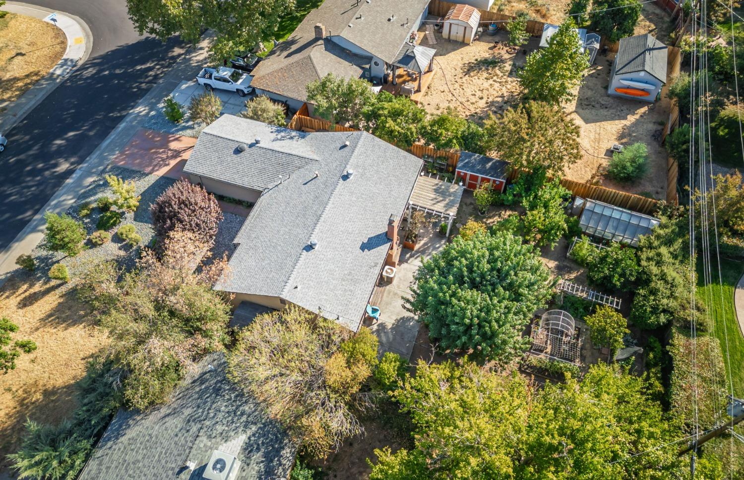 Detail Gallery Image 47 of 53 For 2036 Farnsworth Way, Rancho Cordova,  CA 95670 - 3 Beds | 2 Baths