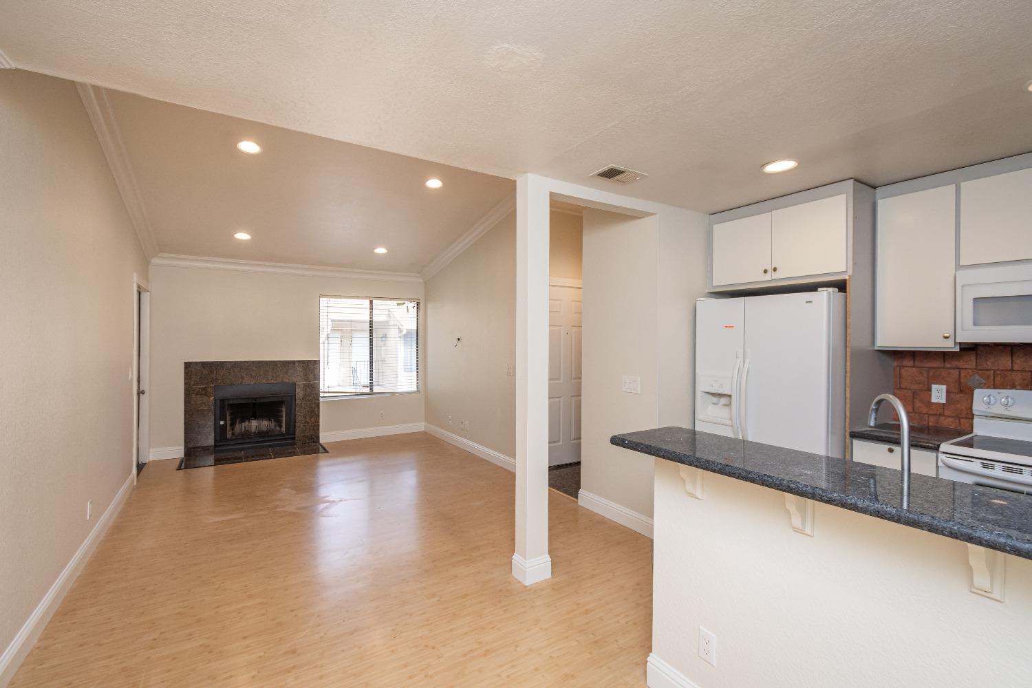 Detail Gallery Image 7 of 25 For 3939 Madison Ave #234,  North Highlands,  CA 95660 - 2 Beds | 2 Baths