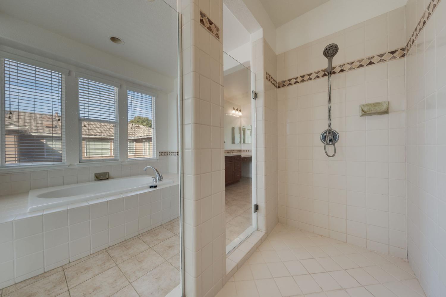 Detail Gallery Image 24 of 47 For 9255 Pinehurst Dr, Roseville,  CA 95747 - 4 Beds | 3/1 Baths