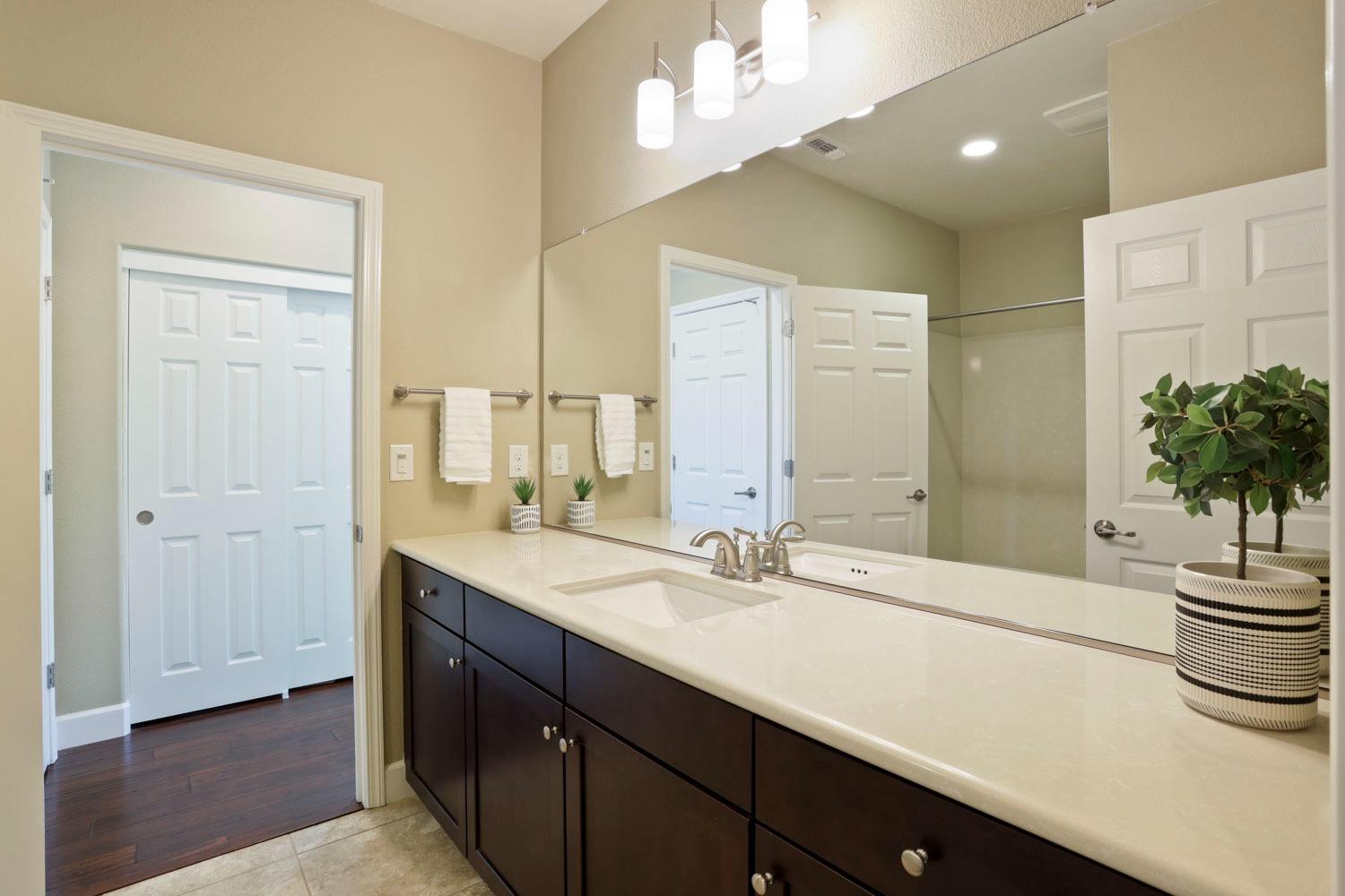 Detail Gallery Image 19 of 67 For 2964 Clear Point Way, Manteca,  CA 95336 - 3 Beds | 2 Baths