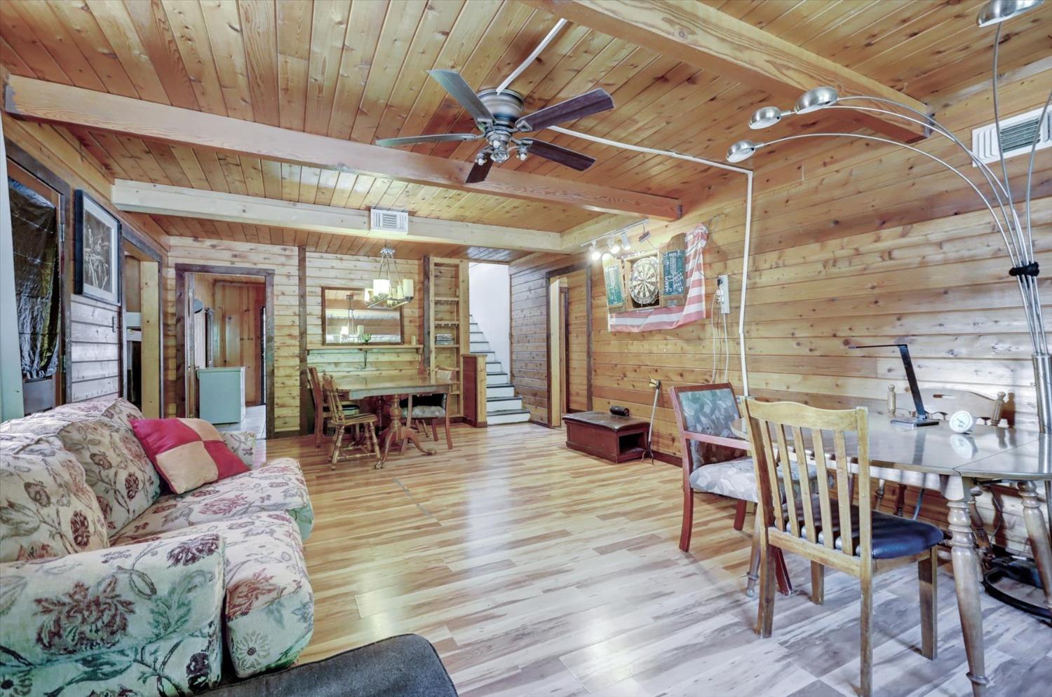 Detail Gallery Image 6 of 93 For 725 E Main St, Downieville,  CA 95936 - 5 Beds | 2 Baths